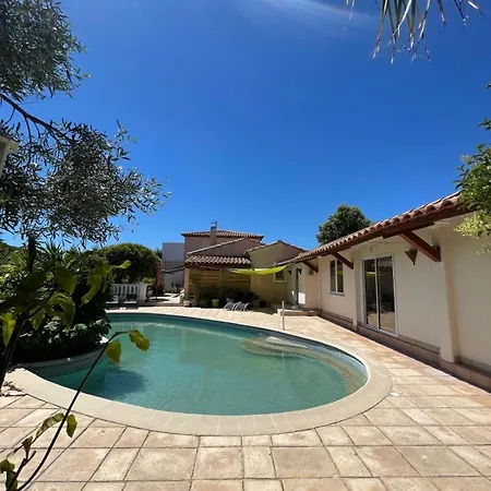 T2 Piscine Proche Carqueiranne